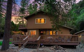 The Juniper Bear Lodge By Bnb Yosemite